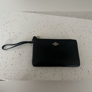 Black Coach Wristlet Double Zipper Compartment